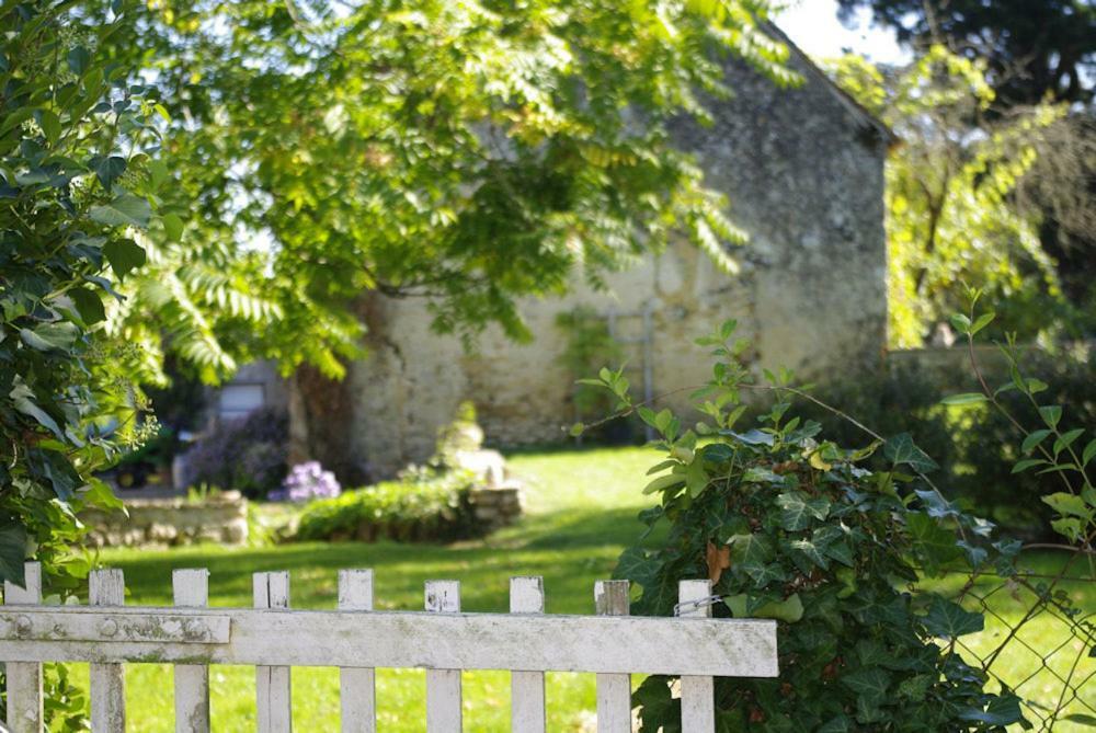 Le Tertre Hotel Dureil Exterior photo